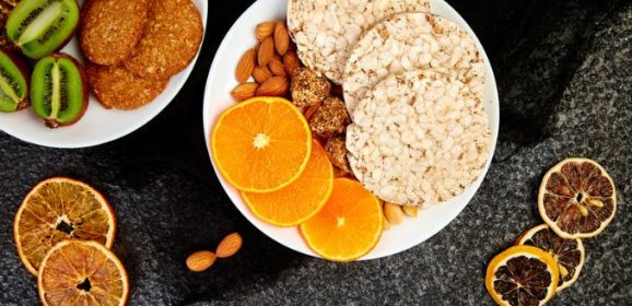 Healthy Snacking 101: Simple Tips for Staying on Track