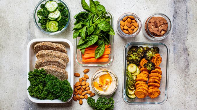 vegan-snacks-containers